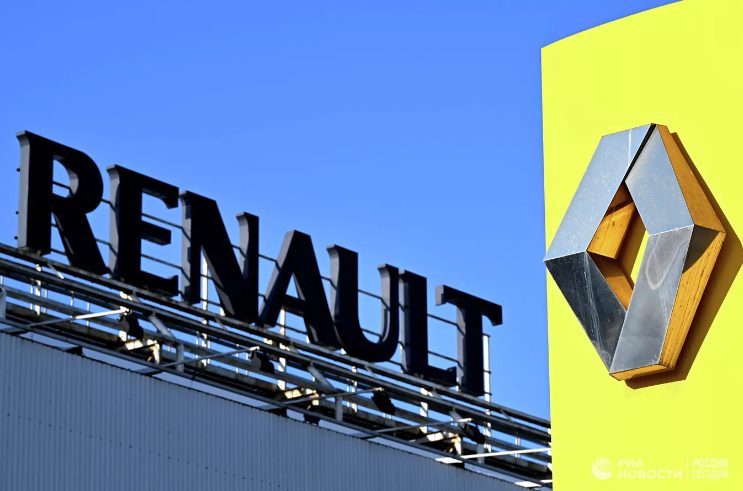 Renault передал российские активы в госсобственность РФ