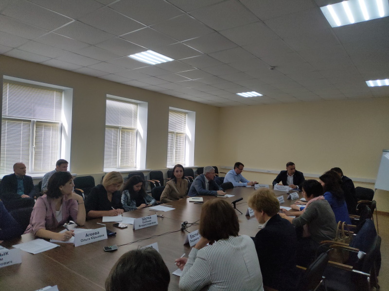 В Министерстве здравоохранения Приморского края состоялось совещание по профилактике падений и переломов