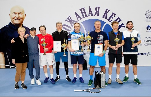 Теннисный турнир «Кожаная Кепка 2023» продолжает традиции, заложенные Юрием Лужковым￼