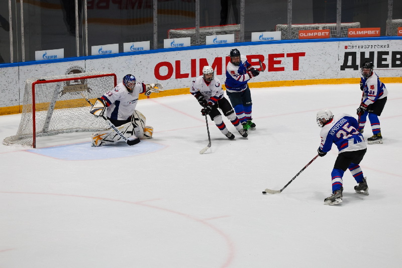 Более 65 спортсменов организаций системы «Транснефть» приняли участие в хоккейном турнире