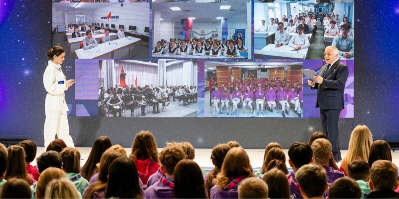 Ко Дню космонавтики на ВДНХ покажут запуск корабля «Союз МС-27»